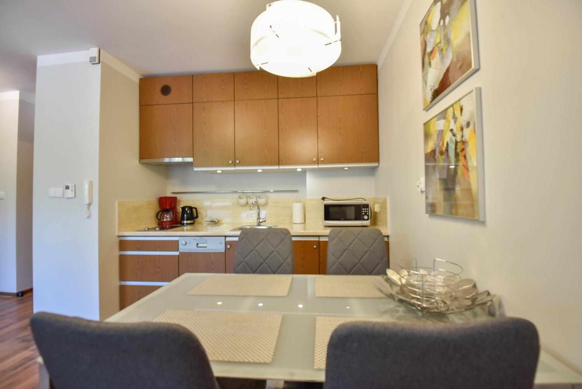 Apartamenty Mistral Z Parkingiem - Promenada & Morze - Apartamenty Na Wyspie سفينويتشي المظهر الخارجي الصورة