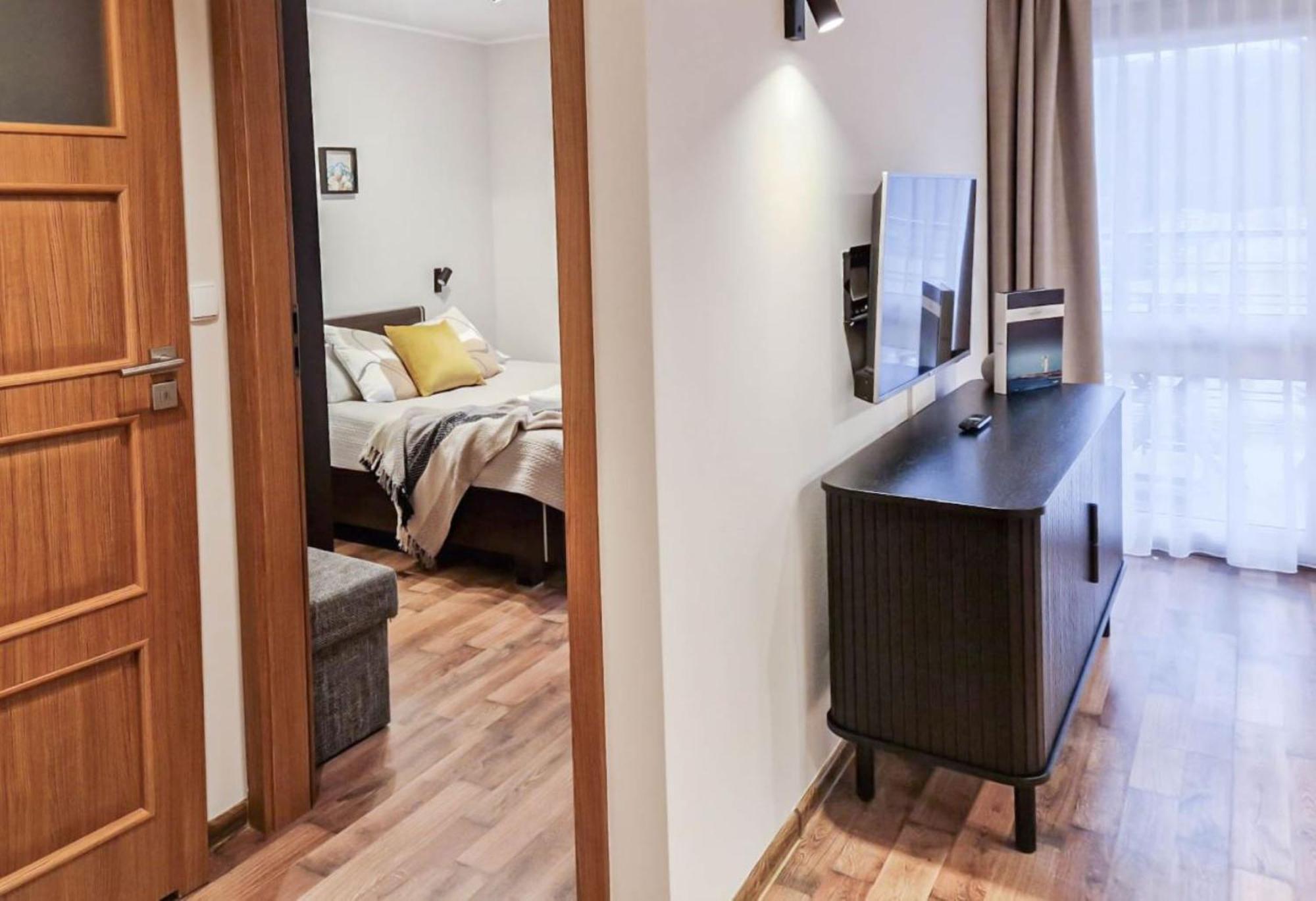 Apartamenty Mistral Z Parkingiem - Promenada & Morze - Apartamenty Na Wyspie سفينويتشي المظهر الخارجي الصورة